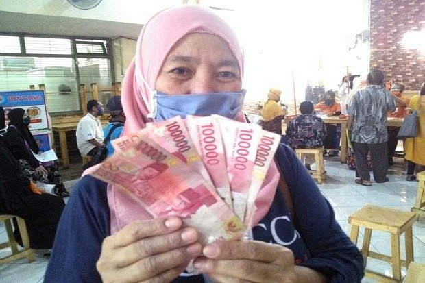 20.029 Keluarga Miskin...