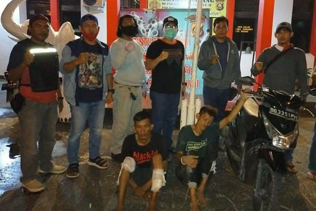 Sepasang Begal Sadis...