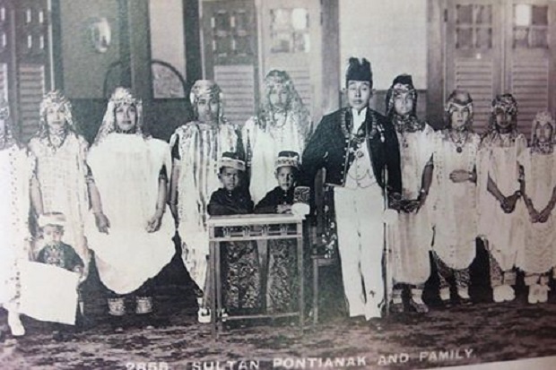 Asal-usul Kota Pontianak,...