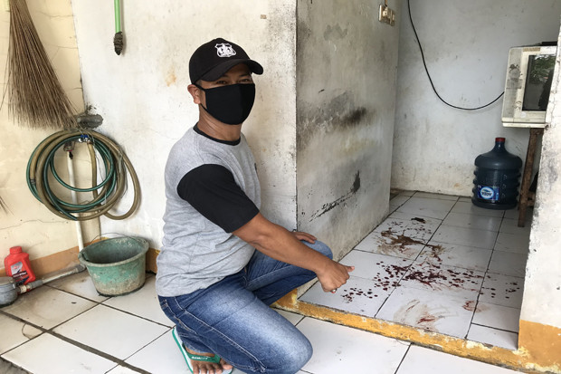 Satpam di Depok Dibacok...