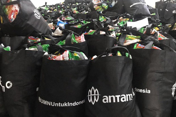 Antam Beri Bantuan 18.878...