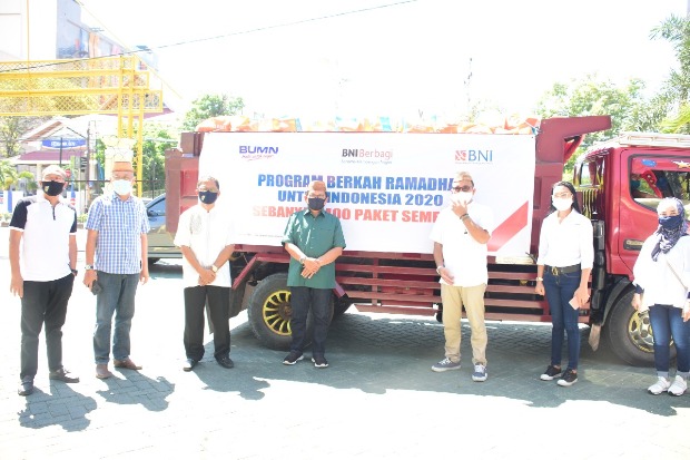 BNI Beri Bantuan 400...