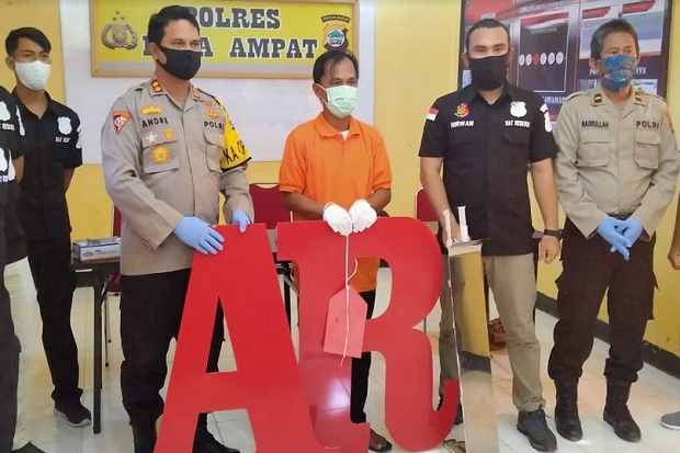 Jengkel Upah Kerja Terlambat,...