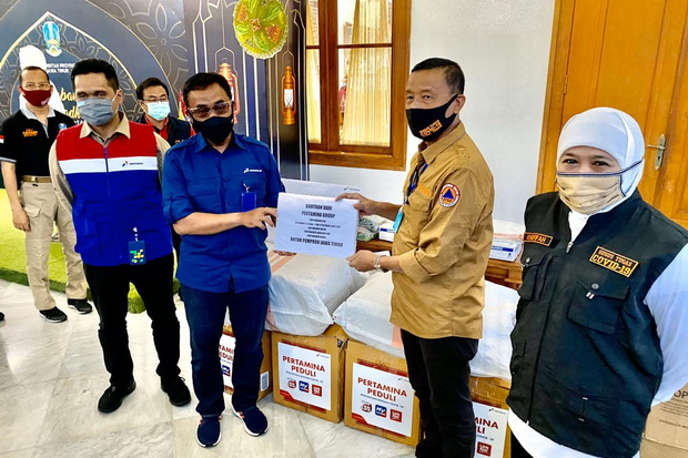 Salurkan Bantuan APD,...
