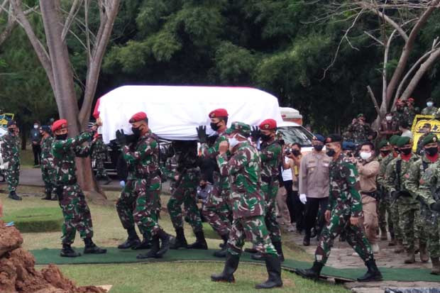 Prabowo dan Anies Hadiri...