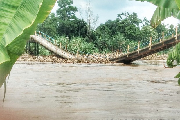 Hujan Deras di Oku Selatan...