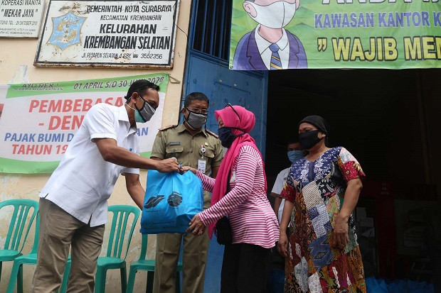Peduli Dampak Corona,...