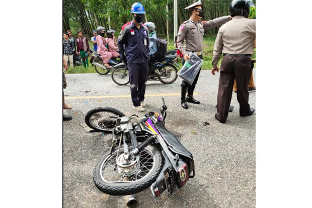 Dua Tewas, Honda GL...