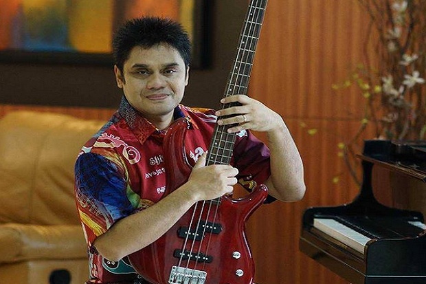 Buat Lagu Religi Saat...