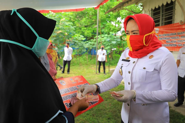 Bupati Tulang Bawang...