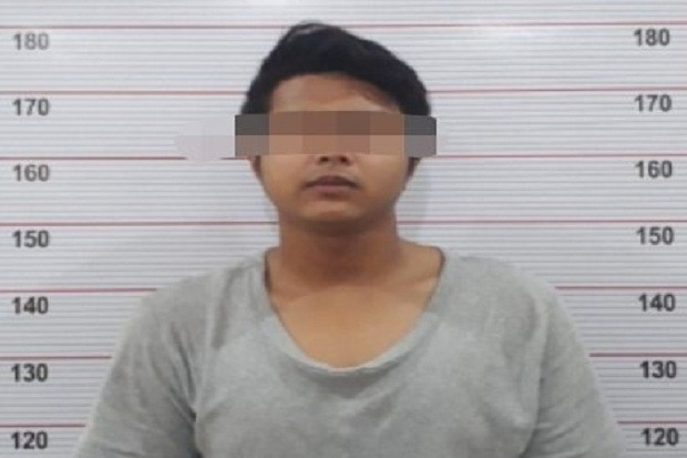 Disuruh Pakai Masker,...