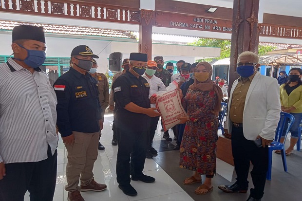 Pandemi COVID-19, Keberangkatan...