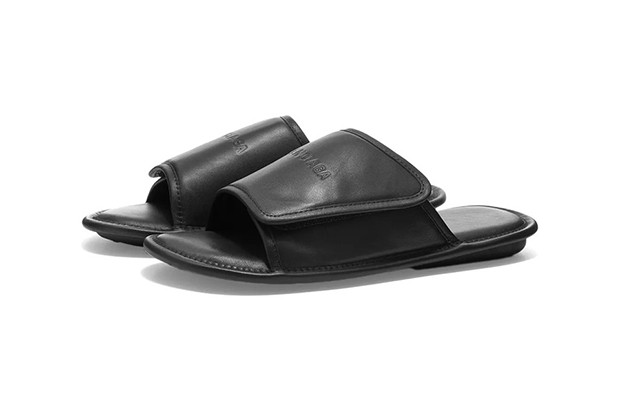 Balenciaga Luncurkan...
