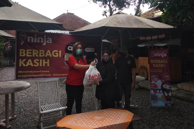 Ekonomi Terdampak COVID-19,...