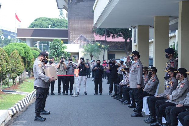 Polri Bagikan 309.392...