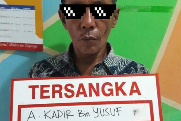 Pria Paruh Baya di Muba...