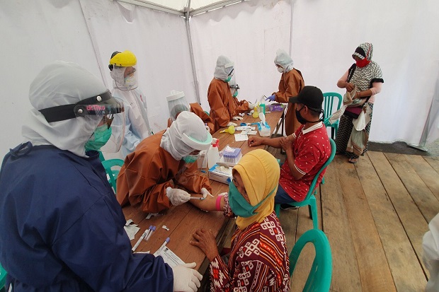Hasil Rapid Test di...