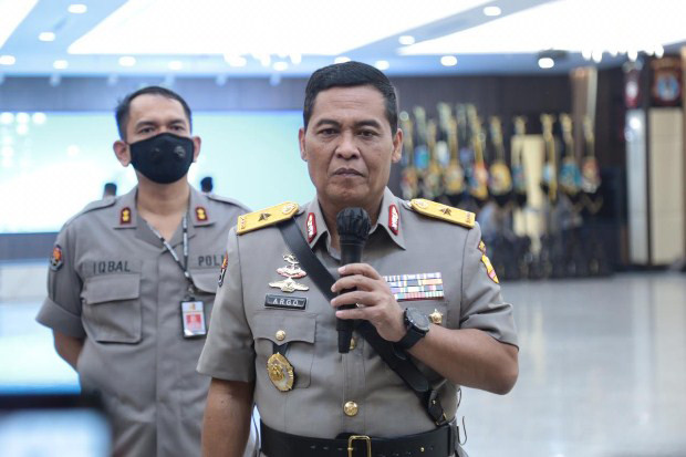 Polisi Tetapkan Tiga...