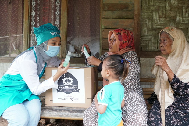 Wardah Edukasi Masyarakat...