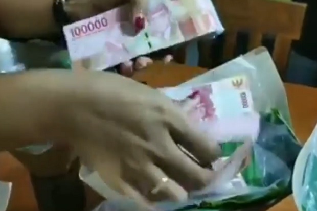 Viral, Ini Alasan Pasutri...