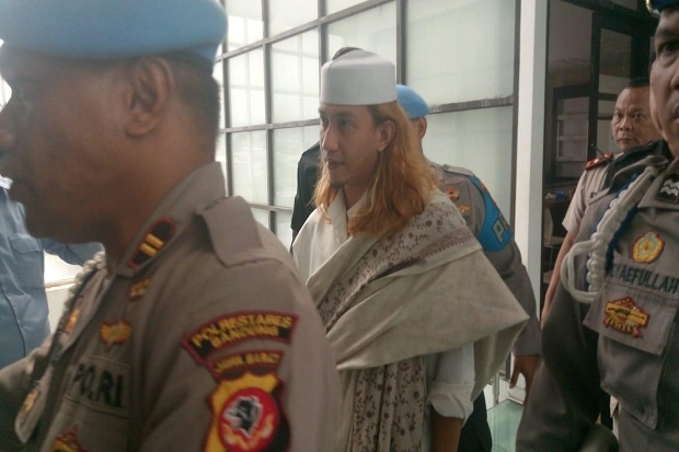 Lakukan Pelanggaran,...