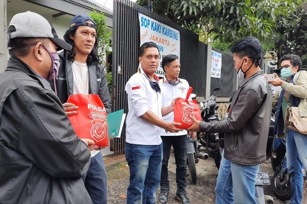 Bantuan Paket Sembako...