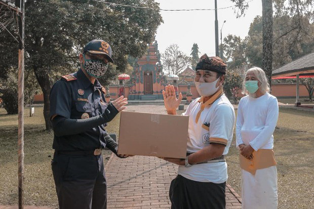Bea Cukai Salurkan Bantuan...