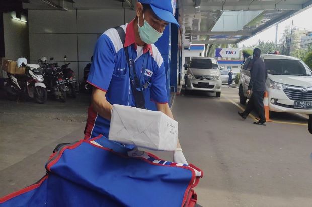 Volume Pengiriman Barang...