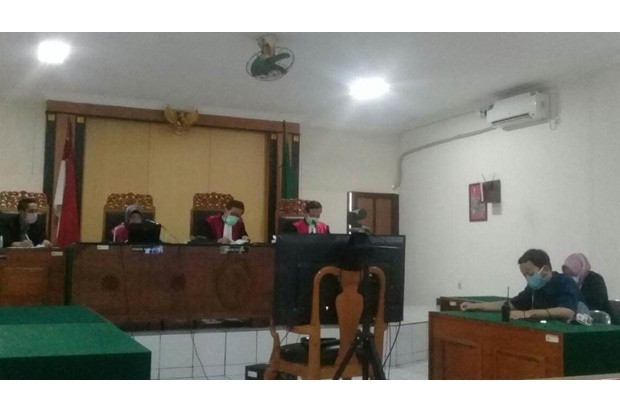 Dua Jaksa yang Ditangkap...