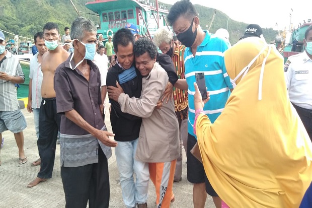 Nakhoda KM Gemilang...