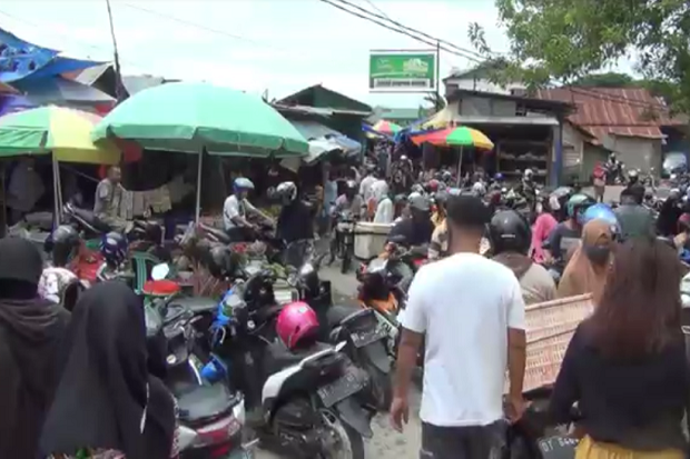 Lebaran Kurang 2 Hari,...