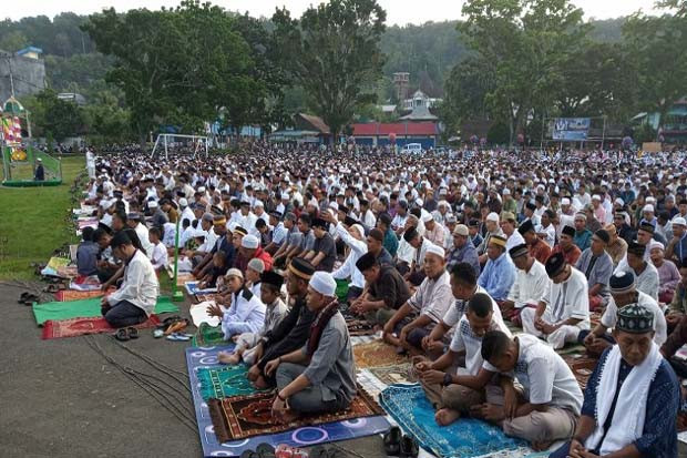Bupati Karanganyar Gelar...