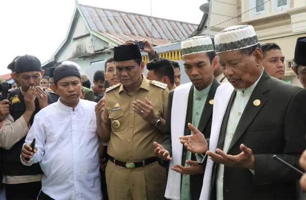 Zona Merah Corona, Ketua...