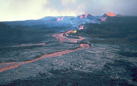 Riset Baru Temukan Gunung...