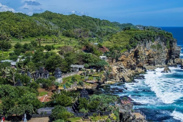 Merasakan Pantai Ala...