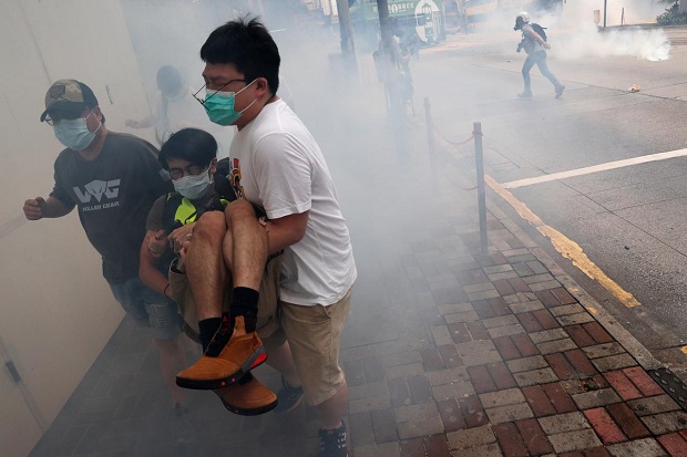 Abaikan Protes, China...