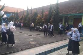 Rencana Sekolah Dibuka...