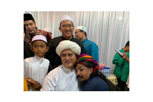 Gus Anom Hibahkan Keuntungan...