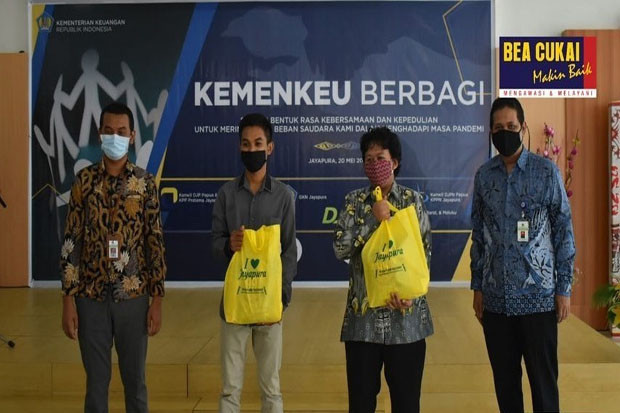 Bea Cukai Salurkan Bantuan...