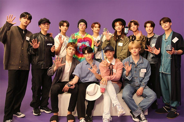 SEVENTEEN Rayakan Ulang...