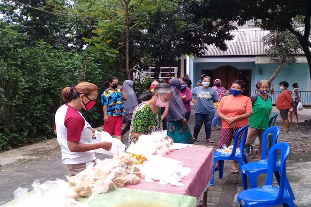 Bantu Warga Terdampak...