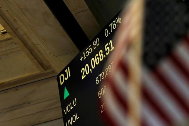 Wall Street Bangkit...
