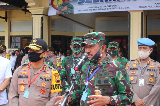 Semua Prajurit TNI Diminta...