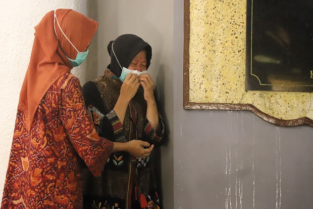 Tangis Risma Pecah Saat...