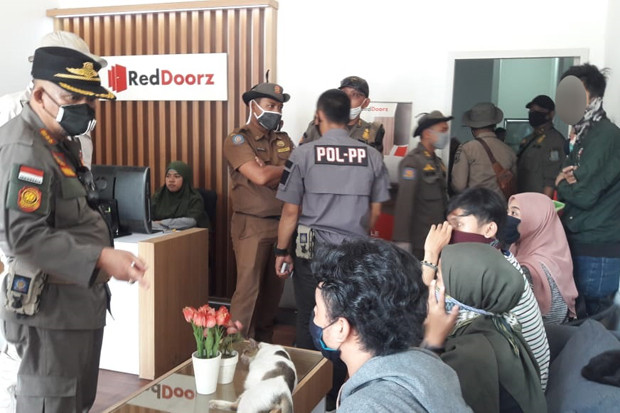 Razia PSBB di Tangsel,...