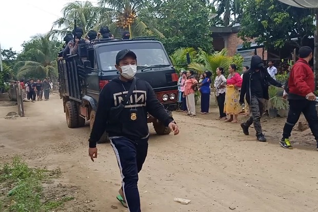 Pemuda Tambun Arang...