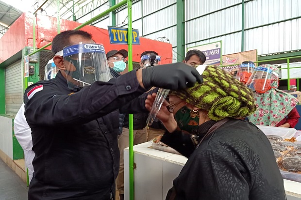 Hari Pertama Masa Transisi,...