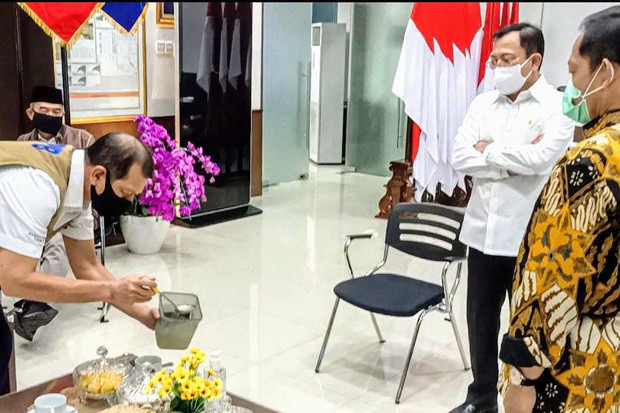 Diplomasi Sarang Burung...