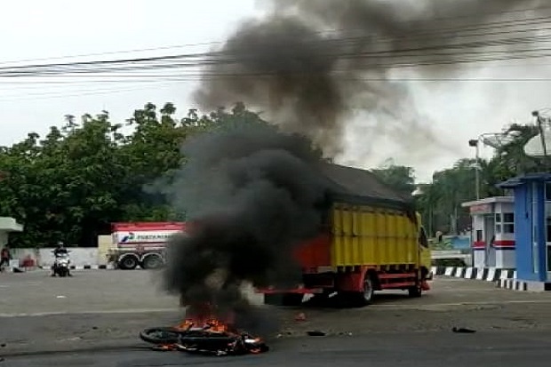 Kecelakaan di Jalur...