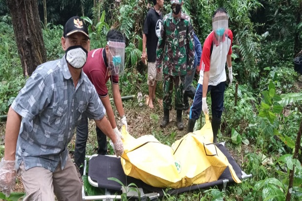 Hendak Mandi, Warga...